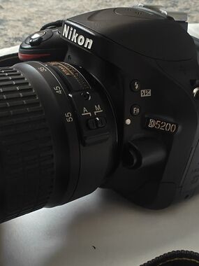 Nikon D5200 Black DSLR Camera with 18-55mm Lens